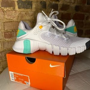 Nike Free Metcon 4, women’s size 8.